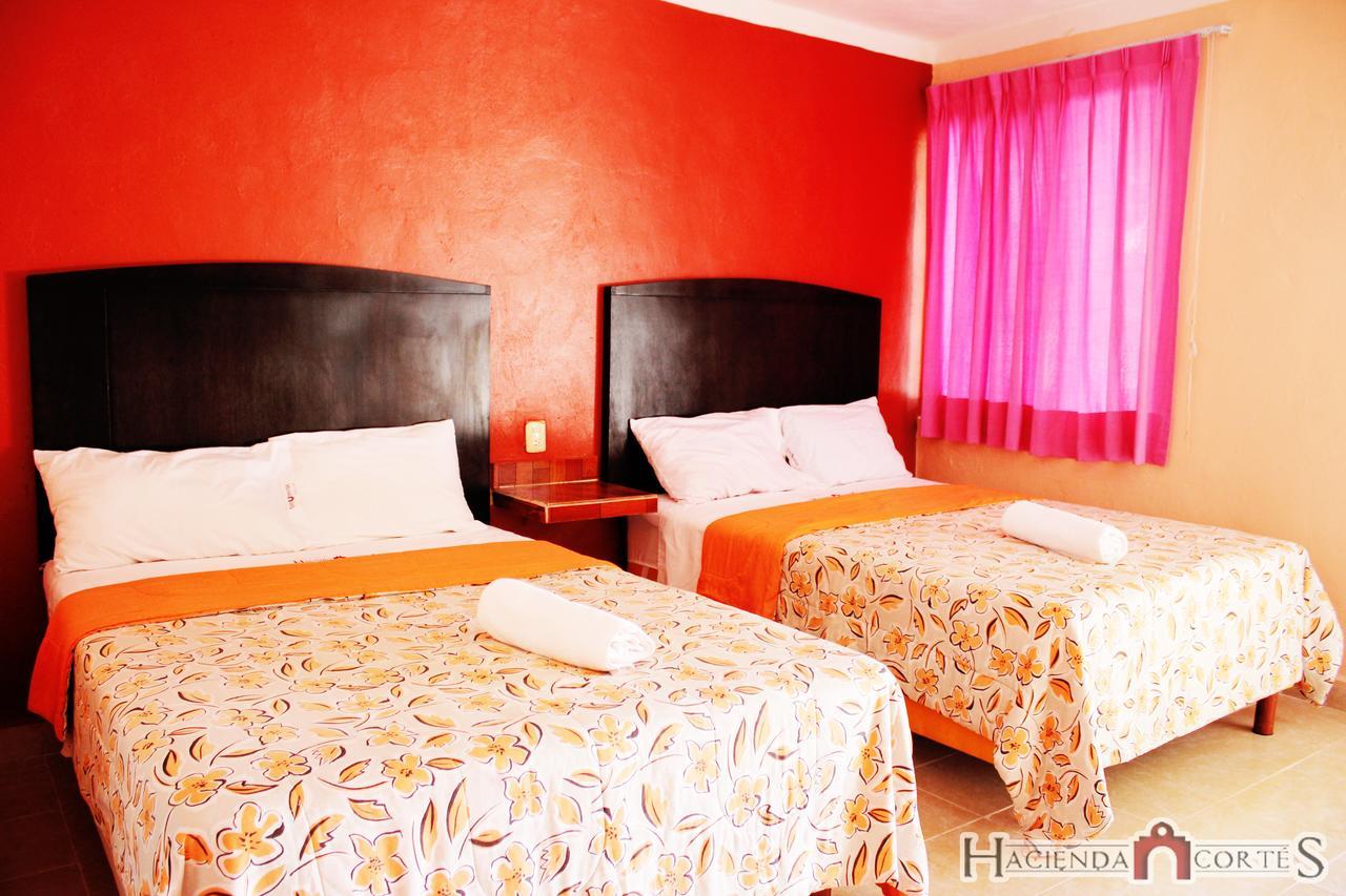 מרידה Hotel Hacienda Cortes מראה חיצוני תמונה