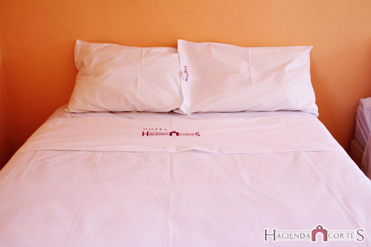 מרידה Hotel Hacienda Cortes מראה חיצוני תמונה